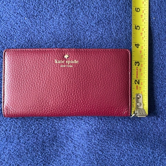 Kate Spade Bifold Wallet - wine approximately 6.5 x 3.5 - Picture 6 of 6
